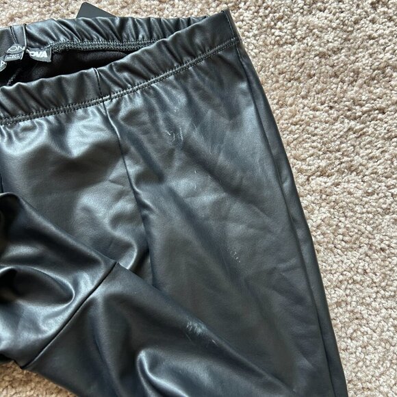 Fashion Nova Bottoms Up Split Hem Black Leggings NWT Size Large - Picture 10 of 15